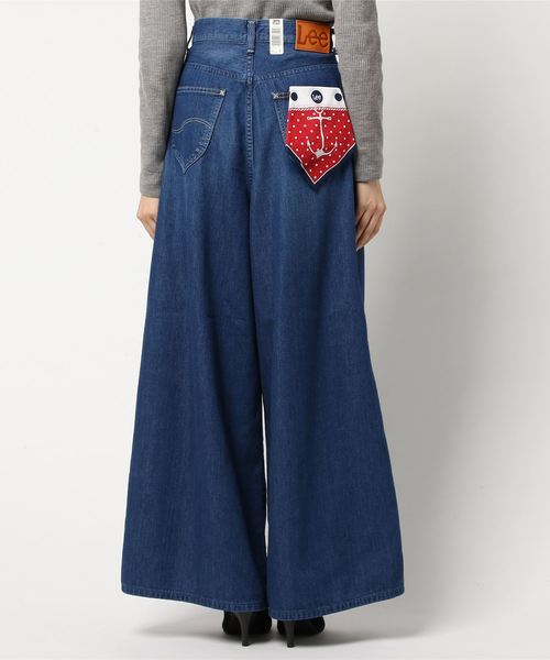 Lee(リー)の「【LEE/リー】WIDEPANTS/ワイドデニムパンツ(デニムパンツ・レディース・ライトブルー/ブルー・MEDIUM/SMALL)」の4枚目の写真