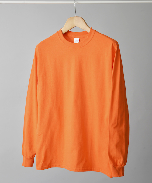 GILDAN（ギルダン）の「＃GILDAN/ギルダン　6ｏｚウルトラコットン長袖Ｔシャツ（Tシャツ/カットソー・メンズ・ホワイト/ブラック/ネイビー/ライトブルー/パープル/ライトグレー/グリーン/カーキ/ライトグリーン/ピンク/レッド/オレンジ/ロイヤルブルー/チャコールグレー・MEDIUM/LARGE）」の14枚目の写真