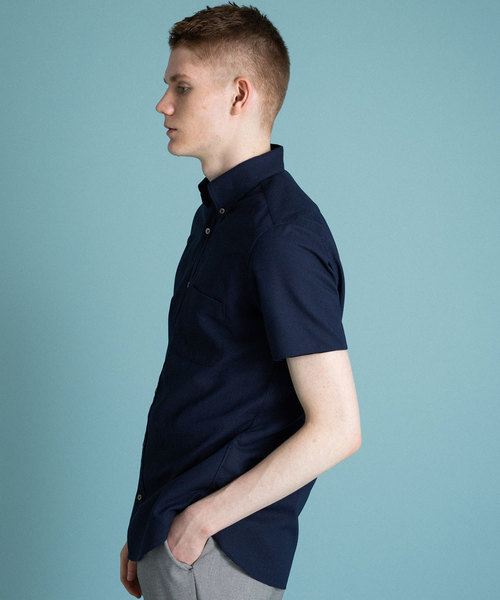 UNITED TOKYO（ユナイテッドトウキョウ）の「カラミボタンダウンショートスリーブシャツ（シャツ/ブラウス・メンズ・ネイビー/オフホワイト/サックスブルー・1/2/3）」の10枚目の写真