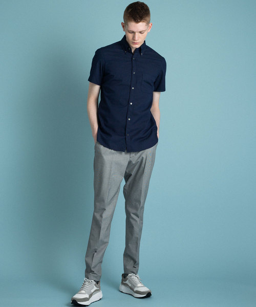 UNITED TOKYO（ユナイテッドトウキョウ）の「カラミボタンダウンショートスリーブシャツ（シャツ/ブラウス・メンズ・ネイビー/オフホワイト/サックスブルー・1/2/3）」の8枚目の写真