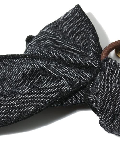 BEAMS BOY（ビームスボーイ）の「BEAMS BOY / デニムリボンポニー（ヘアゴム・レディース・ブラック/ネイビー・ONE SIZE）」の4枚目の写真