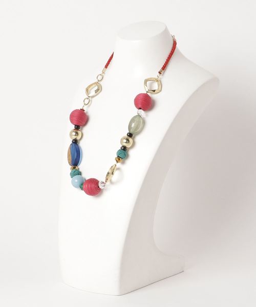 チャイハネ(チャイハネ)の「【チャイハネ】ミックスビーズモダンネックレス(ネックレス・レディース・レッド/グリーン・FREE)」の4枚目の写真