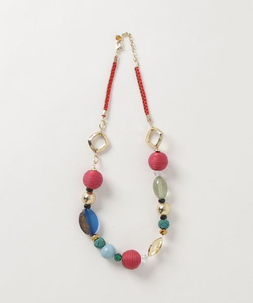 チャイハネ(チャイハネ)の「【チャイハネ】ミックスビーズモダンネックレス(ネックレス・レディース・レッド/グリーン・FREE)」の3枚目の写真