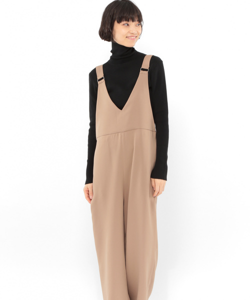 LAKOLE（ラコレ）の「ダブルクロスVネックサロペット / LAKOLE（サロペット/オーバーオール・レディース・ブラック/ベージュ・SMALL/MEDIUM）」の3枚目の写真