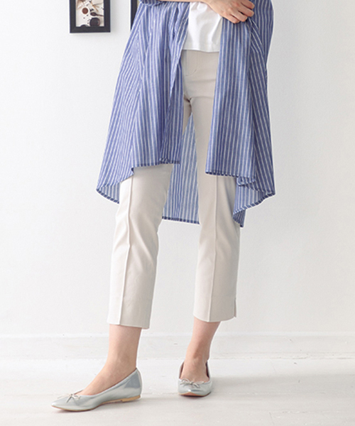 Petit Honfleur（プチオンフルール）の「◇カタログ掲載◇ピンタックパンツ（その他パンツ・レディース・ネイビー/グリーン/アイボリー・70/67/64/61）」の2枚目の写真