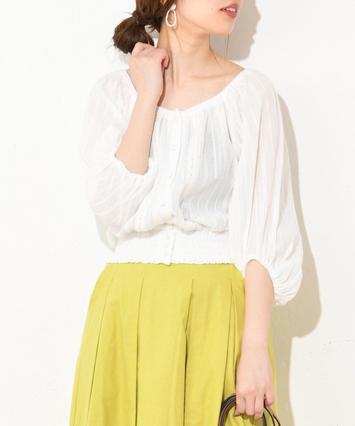 natural couture（ナチュラルクチュール）の「ドットドビーボリューム袖ブラウス（シャツ/ブラウス・レディース・ベージュ/オフホワイト/ミント/ピンクベージュ・FREE）」の2枚目の写真