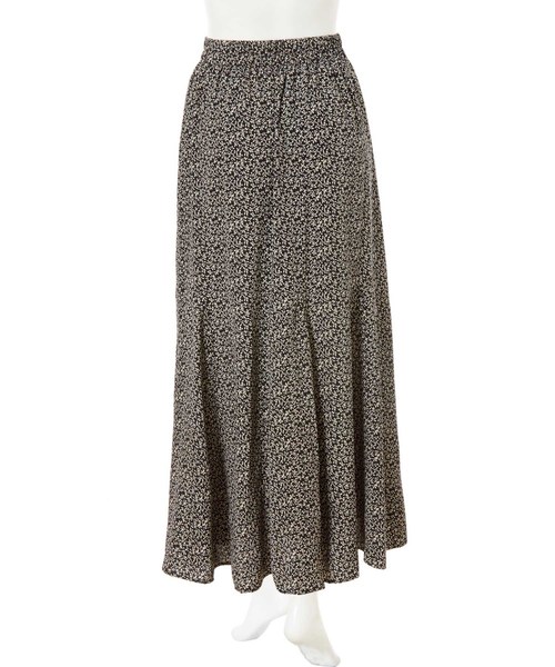 fifth（フィフス）の「小花柄ロングフレアスカート（スカート・レディース・ブラック/ホワイト・MEDIUM）」の4枚目の写真