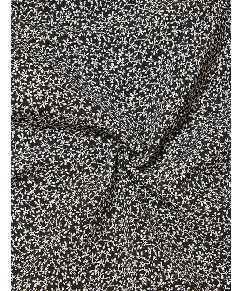 fifth（フィフス）の「小花柄ロングフレアスカート（スカート・レディース・ブラック/ホワイト・MEDIUM）」の8枚目の写真