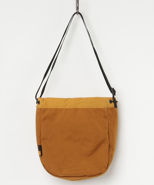 KELTY（ケルティ）の「【KELTY/ケルティ】キンチャク・ショルダーバッグM #2592275（ショルダーバッグ・レディース・ブラック/ネイビー/オレンジ・FREE）」の4枚目の写真