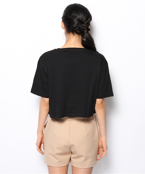 WEGO(ウィゴー)の「WEGO/フルーツ柄クロップドTシャツ(Tシャツ/カットソー・レディース・オフホワイト/ブラック/その他1/その他2・FREE)」の5枚目の写真