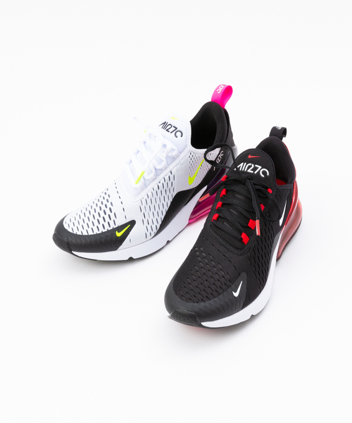 NIKE(ナイキ)の「【NIKE】エアマックス270 エッセンシャル スニーカー(スニーカー・メンズ・ホワイト/ブラック・27/26.5/27.5)」の3枚目の写真