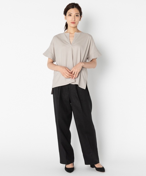 HELIOPOLE(エリオポール)の「【吸湿速乾】 スキッパー プルオーバー(Tシャツ/カットソー・レディース・ホワイト/ブラック/ベージュ/クリーム・38)」の14枚目の写真