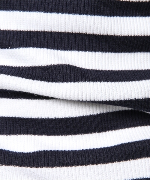 ROSE BUD（ローズバッド）の「LCTT-141152 OFFSHOULDER TOPS（Tシャツ/カットソー・レディース・ネイビー/ブラック/レッド/オフホワイト/ブラック系その他・ONE SIZE）」の6枚目の写真