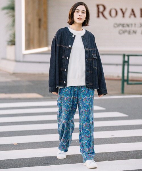 Munich（ミューニック）の「ワンウォッシュデニムノーカラーブルゾン（デニムジャケット・レディース・インディゴブルー・S/XS）」の2枚目の写真