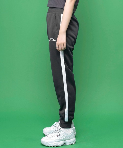FILA(フィラ)の「FILA フィラ 筆記体 ブランド ロゴ ライン ジョガーパンツ トラックパンツ スウェットパンツ ジャージパンツ(スウェットパンツ・レディース・ネイビー/杢グレー/ブラック/グレー系その他/ブラック系その他/ブルー系その他/グレー系その他2/ブラック系その他2/ブルー系その他2・M/L/3L/LL)」の19枚目の写真