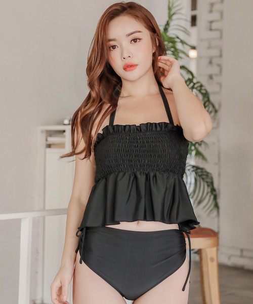 セール】シャーリングフリルペプラムベアトップ+ハイウエストショーツ