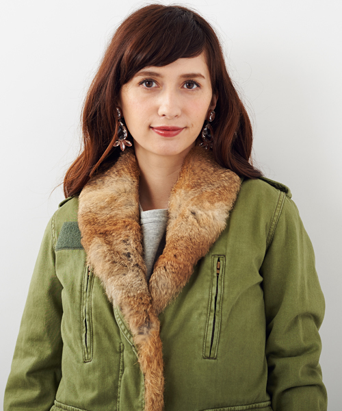 Another Edition（アナザーエディション）の「【展開店舗限定】ae SWL RABBIT CT（ミリタリージャケット・レディース・ベージュ/オリーブ・SMALL/MEDIUM）」の6枚目の写真