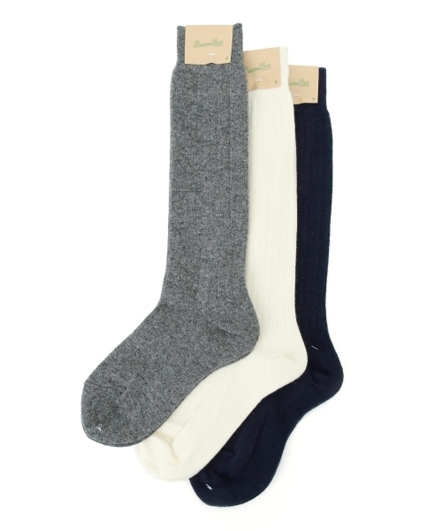 BEAMS BOY(ビームスボーイ)の「BEAMS BOY / ソリッド リブ ハイソックス(ソックス/靴下・レディース・ナチュラル/グレー/ネイビー・ONE SIZE)」の13枚目の写真