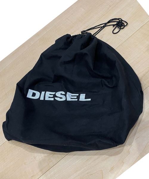 DIESEL(ディーゼル)の「メッセージロゴ デニム トートバッグ(トートバッグ・メンズ・ブラック・F)」の8枚目の写真