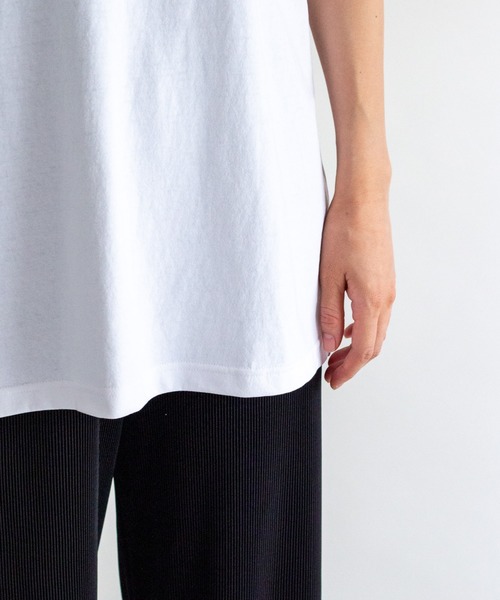 ottilie(オティーリエ)の「4コマプリントTシャツ(Tシャツ/カットソー・レディース・オフホワイト/モカ・FREE)」の7枚目の写真