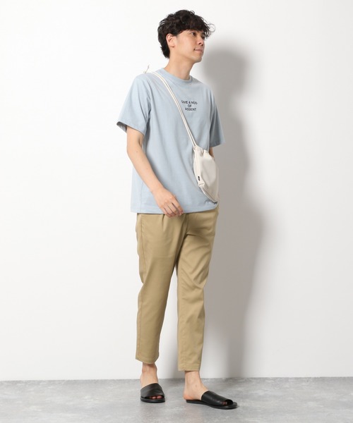 LAKOLE（ラコレ）の「フェイクレザー巾着ショルダーバッグ / LAKOLE（ショルダーバッグ・メンズ・ホワイト/ブラック/ベージュ・FREE）」の8枚目の写真