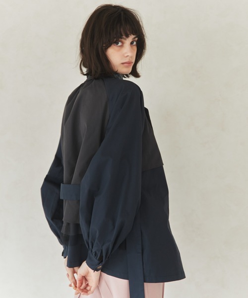 LA BELLE ETUDE（ラベルエチュード）の「【Belle vintage】バイカラーショートトレンチ（トレンチコート・レディース・ベージュ/ネイビー・FREE）」の7枚目の写真