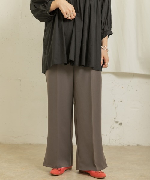 ITEMS URBANRESEARCH（アイテムズ アーバンリサーチ）の「センタープレスパンツ（その他パンツ・レディース・ブラック/ベージュ/パープル/ブルー・FREE）」の7枚目の写真