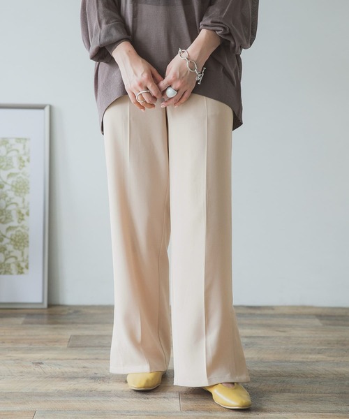 ITEMS URBANRESEARCH（アイテムズ アーバンリサーチ）の「センタープレスパンツ（その他パンツ・レディース・ブラック/ベージュ/パープル/ブルー・FREE）」の13枚目の写真