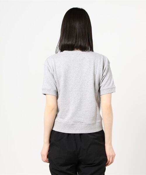 Champion（チャンピオン）の「チャンピオン SHORT SLEEVE SWEATSHIRT（スウェット・レディース・ホワイト/グレー/ブラック/ベージュ/ロイヤルブルー・XL/M/L/S）」の6枚目の写真
