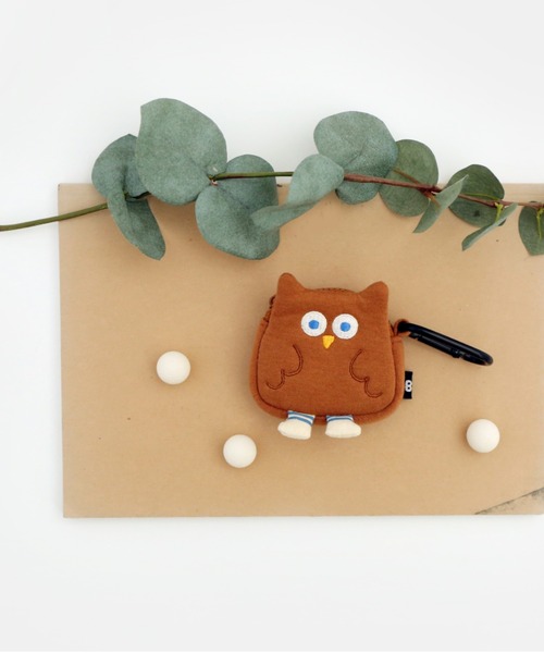 Brunch Brother（ブランチブラザー）の「AirPods用ポーチ･ブランチブラザー/ROMANE（ロマネ）（ヘッドフォン/イヤホン・レディース・イエロー/ブラック/ブラウン/ベージュ/グレー・FREE）」の4枚目の写真