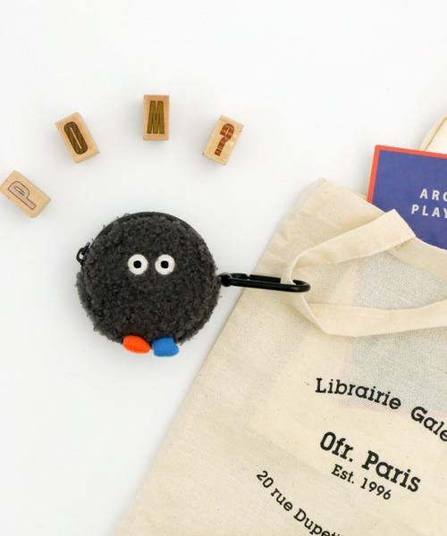 Brunch Brother（ブランチブラザー）の「AirPods用ポーチ･ブランチブラザー/ROMANE（ロマネ）（ヘッドフォン/イヤホン・レディース・イエロー/ブラック/ブラウン/ベージュ/グレー・FREE）」の3枚目の写真