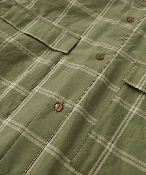 CIAOPANIC TYPY（チャオパニックティピー）の「タイプライターチェックバンドカラーシャウター（シャツ/ブラウス・メンズ・ベージュ/ネイビー/グリーン・S/M/L）」の10枚目の写真