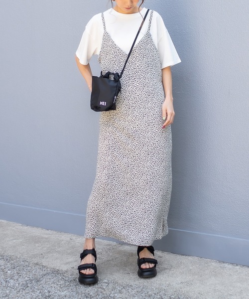 RASVOA（ラスボア）の「レオパード柄ロングキャミワンピース（ワンピース・レディース・ブラック/オフホワイト・FREE）」の11枚目の写真