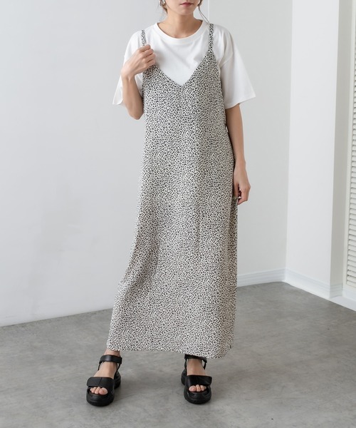 ラボ服⭐︎らぼ服 小さな椿柄コーラルピンク色ワンピース &パンダ柄の白いワンピース サクランボ元素 ロリータワンピース キャミワンピース ワンピ