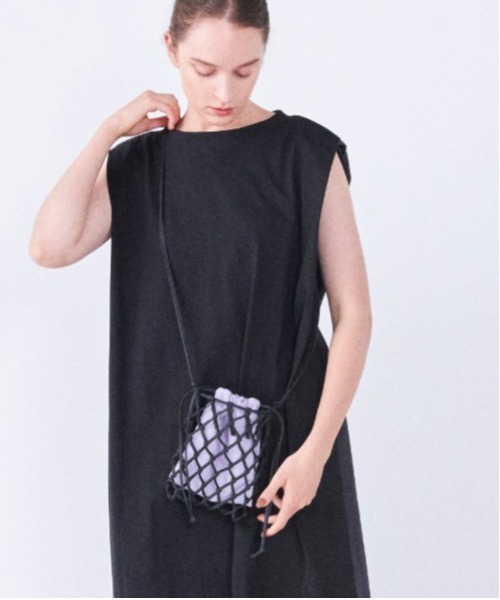 Laugoa（ラウゴア）の「LAUGOA KOEK メッシュショルダーバッグ（ショルダーバッグ・レディース・ブラック/パープル/オフホワイト/シルバーグレー・ONESIZE）」の13枚目の写真