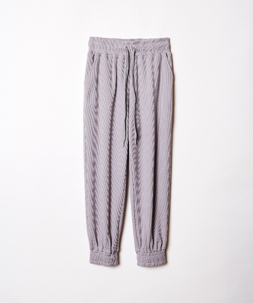 REDYAZEL（レディアゼル）の「バックロゴ刺繍入りワッフルリラックスパンツ（その他パンツ・レディース・オフホワイト/グレー・FREE）」の5枚目の写真