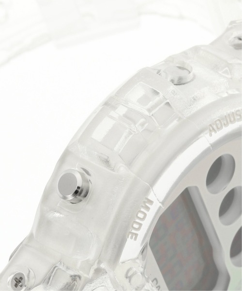 G-SHOCK（ジーショック）の「Gshock DW-6900SP-7JR（デジタル腕時計・レディース・ホワイト・FREE）」の5枚目の写真