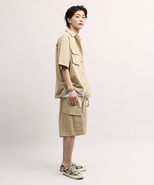 Lulu & Arnie(るるあんどあーにー)の「オーバーサイズ 半袖 ミリタリー シャツ(シャツ/ブラウス・メンズ・ブラック/カーキ/ベージュ・MEDIUM/LARGE/X-LARGE)」の17枚目の写真