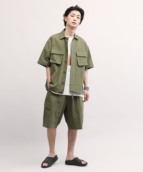 Lulu & Arnie(るるあんどあーにー)の「オーバーサイズ 半袖 ミリタリー シャツ(シャツ/ブラウス・メンズ・ブラック/カーキ/ベージュ・MEDIUM/LARGE/X-LARGE)」の22枚目の写真