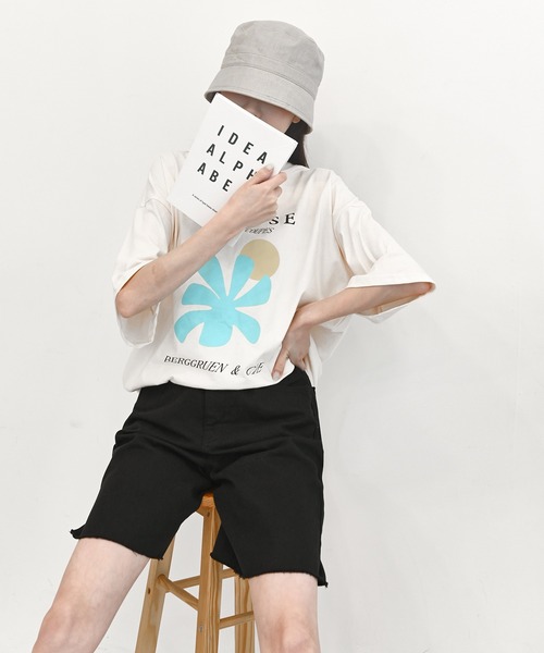 me+em select(ミームセレクト)の「カットオフコットンツイルハーフパンツ(その他パンツ・レディース・ブラック/ベージュ/アイボリー・SMALL/MEDIUM)」の22枚目の写真