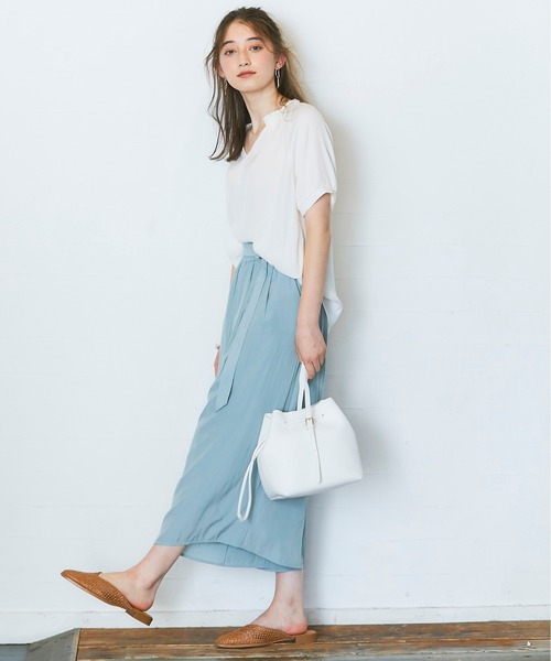 12Twelve Agenda(トゥエルブ アジェンダ)の「5分袖衿2way割繊ジョーゼットブラウス(シャツ/ブラウス・レディース・ブラック/ベージュ/オフホワイト/ミント・M)」の9枚目の写真