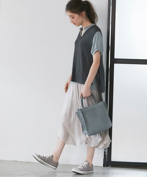 12Twelve Agenda(トゥエルブ アジェンダ)の「5分袖衿2way割繊ジョーゼットブラウス(シャツ/ブラウス・レディース・ブラック/ベージュ/オフホワイト/ミント・M)」の14枚目の写真