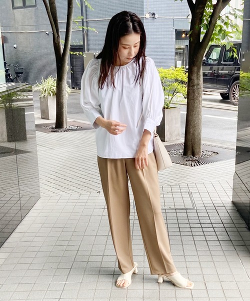 AZUL ENCANTO(アズールエンカント)の「カット1タックセンタープレスパンツ(その他パンツ・レディース・ブラック/ダークオレンジ/ライトカーキ/ライトブルー・SMALL/MEDIUM)」の15枚目の写真