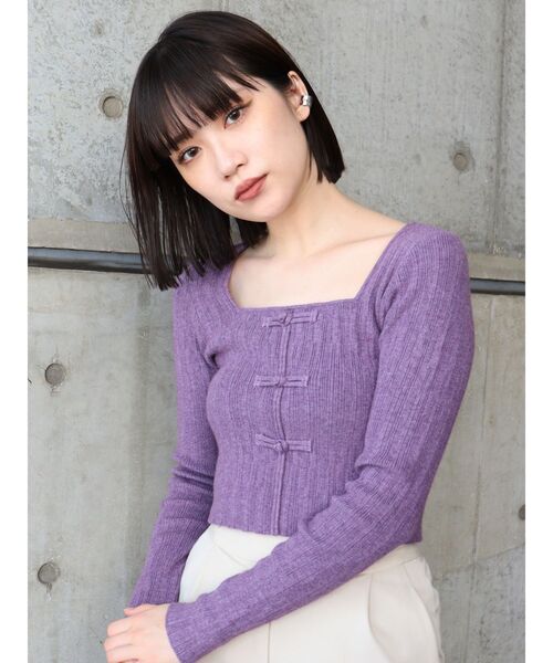 MURUA（ムルーア）の「チャイナボタンリブニットトップス（ニット/セーター・レディース・アイボリー/グレー/マスタード/パープル・FREE）」の3枚目の写真