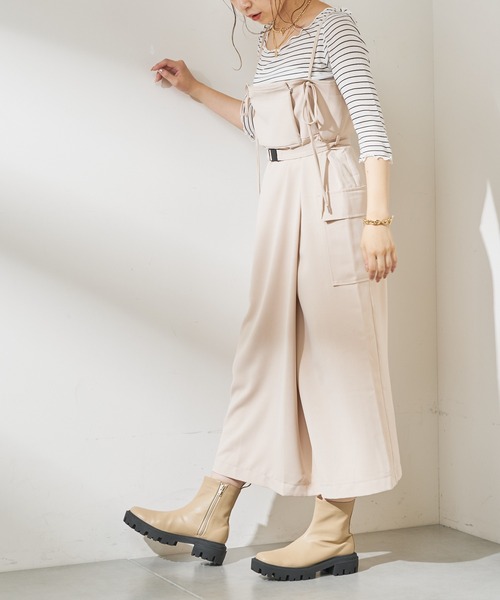 Chico（チコ）の「サイドZIPボリュームショートブーツ（ブーツ・レディース・ブラック/ベージュ・MEDIUM/LARGE/SMALL）」の11枚目の写真