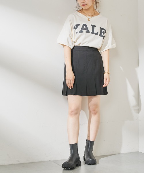 Chico（チコ）の「サイドZIPボリュームショートブーツ（ブーツ・レディース・ブラック/ベージュ・MEDIUM/LARGE/SMALL）」の10枚目の写真