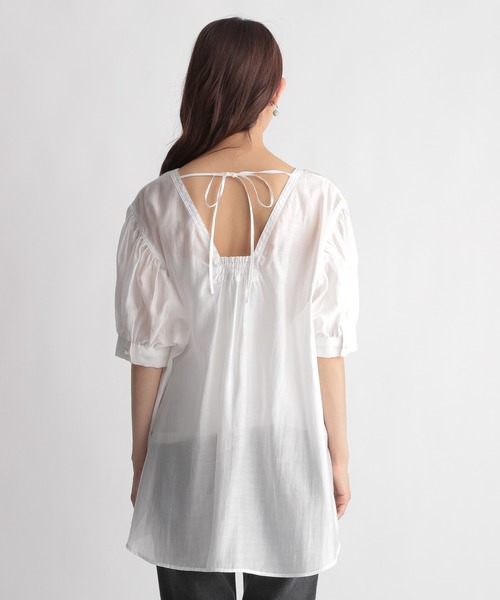 Andemiu（アンデミュウ）の「シアーバルーンシャツ五分袖958350（シャツ/ブラウス・レディース・オフホワイト/ブラック/ベージュ・FREE）」の16枚目の写真