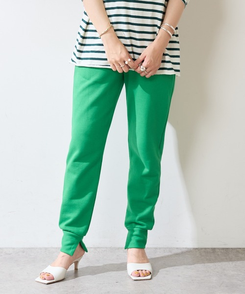 SHENERY（シーナリー）の「裾スリットスウェットパンツ（スウェットパンツ・レディース・オフホワイト/グリーン・FREE）」の8枚目の写真