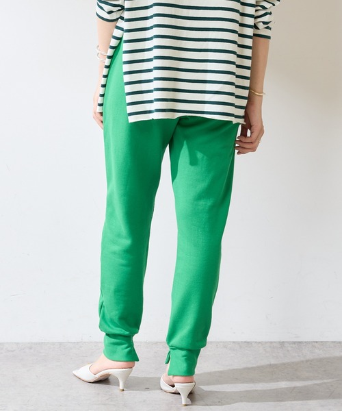 SHENERY（シーナリー）の「裾スリットスウェットパンツ（スウェットパンツ・レディース・オフホワイト/グリーン・FREE）」の11枚目の写真