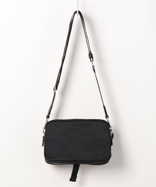 MARC JACOBS（マークジェイコブス）の「SUSPIRIA CROSSBODY/サスペリア クロスボディ メッセンジャー（メッセンジャーバッグ・レディース・ブラック/ダークグレー・ONE SIZE）」の3枚目の写真